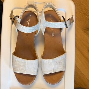 TOMS Cream Canvas Ankle-Strap Sandals